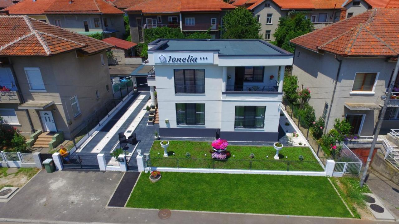 Pensiunea Ionelia Orsova Exterior photo